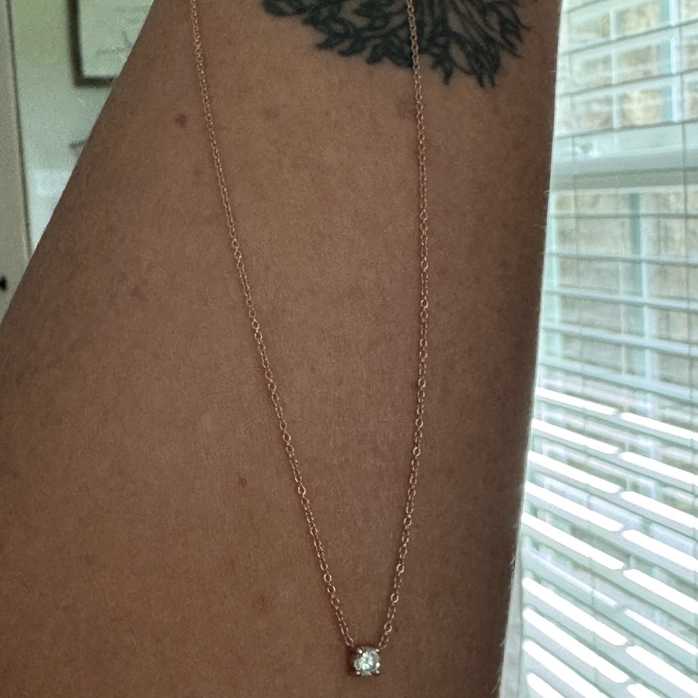 10kt Rose Gold Minimalist Necklace with Elegant Design. .25tcw natural diamond